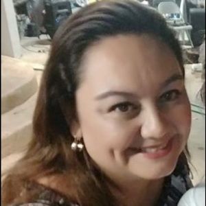 Meet your Posher, Claudia